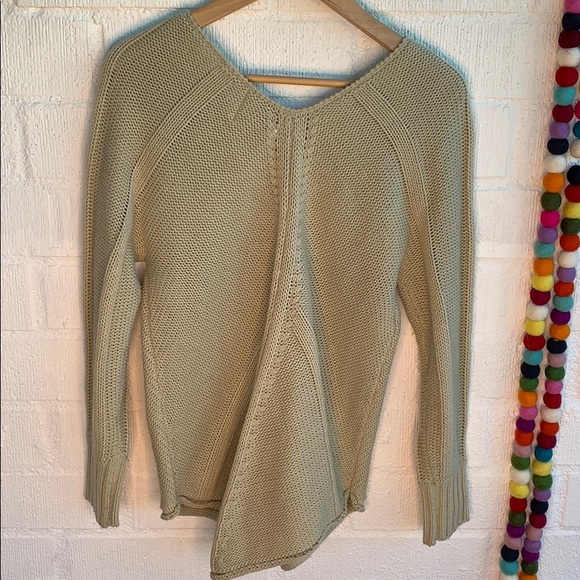 Intrigue Dazzle Detail Gems Sweater sz M - Picture 6 of 6